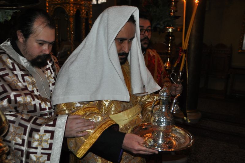 Χειροτονία διακόνου στή Μητρόπολή μας